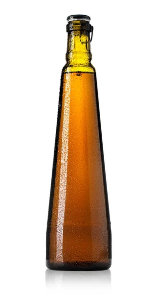 Bierflasche mit Tropfen — Stockfoto