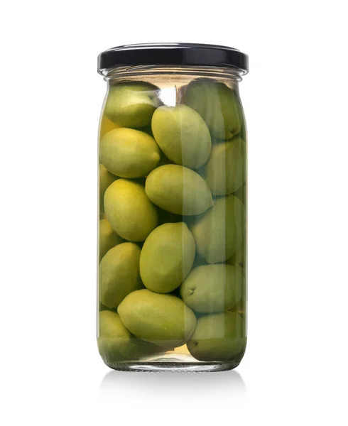 Grüne Oliven Glas auf weißem Hintergrund — Stockfoto