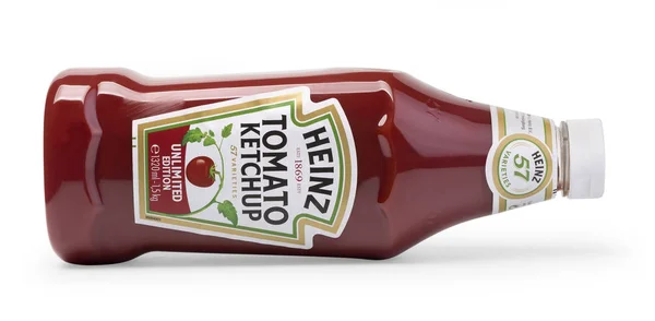 En flaska Heinz Ketchup isolerad på vit bakgrund. — Stockfoto