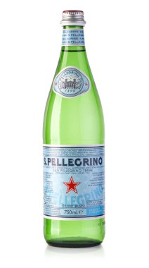  Bir şişe su izole edildi.