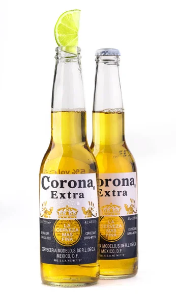 Photo of a bottle of Corona Extra Beer — Stock Photo, Image