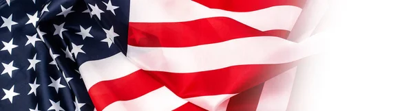 Rüzgarda dalgalanan Amerikan bayrağı. — Stok fotoğraf