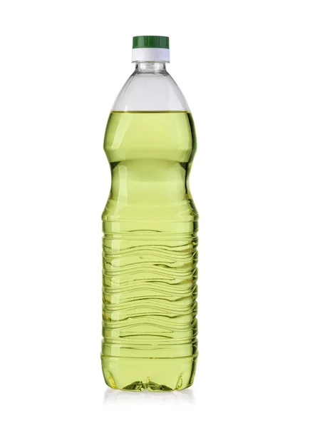 Пластиковая бутылка оливкового масла — стоковое фото