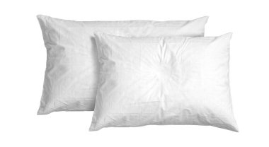 Beyaz arkaplanda beyaz yastıkları kapat