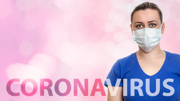 女性保護のため医療マスクでインフルエンザ再び テキストのコピー スペース — ストック写真