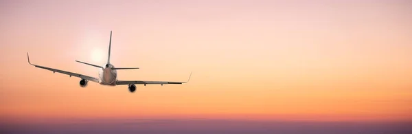 Vue Arrière Avion Commercial Volant Dessus Des Nuages Espace Copie — Photo