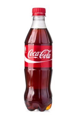 Chisinau, Moldova - Mayıs 05, 2017: Beyaz arka planda izole edilmiş Coca-Cola plastik şişe fotoğrafı