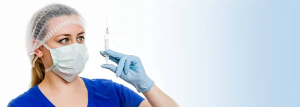 Nurse Mask Syringe Injection White Background Copy Space — Stock Photo, Image