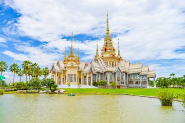 Wat Luang Pho Toh, tayland