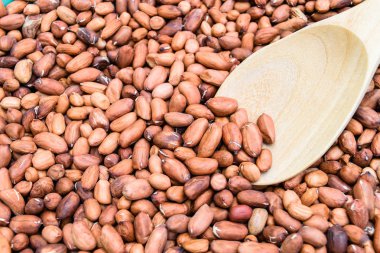 çiğ çiğ fıstık