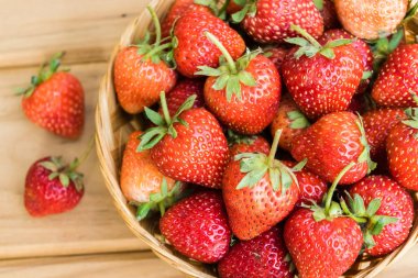 taze kırmızı çilek