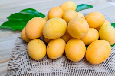 Erik mango veya Marian Erik meyve