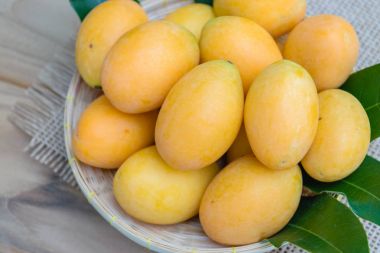 Erik mango veya Marian Erik meyve