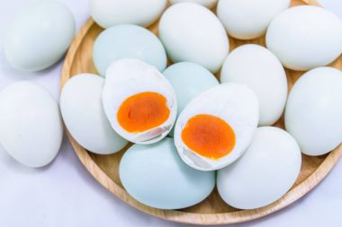 tuzlu ördek yumurta