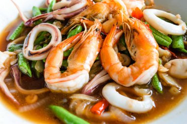 kızarmış karides stir