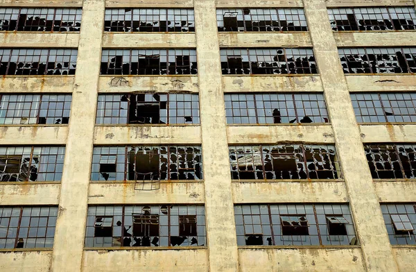 Puertas y ventanas — Foto de Stock