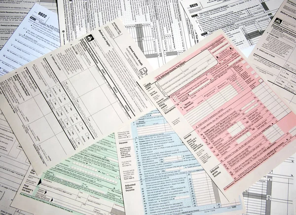 Formularze podatku dochodowego — Zdjęcie stockowe