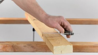 Gördüm Mark T-Square ile kesmek