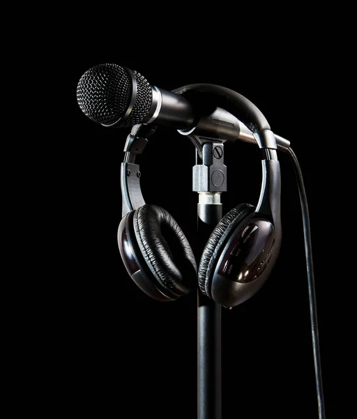 Studio Microphone and Headset for Recording Singer — Stock Photo, Image