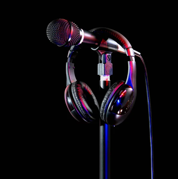 Studio Microphone and Headset for Recording Singer — Stock Photo, Image