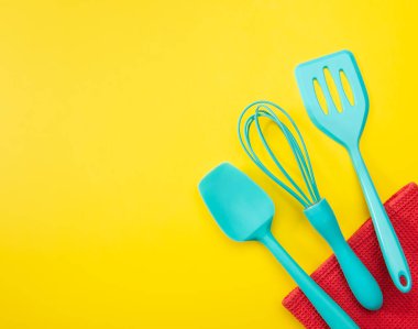 Renkli mini mutfak aletleri mavi plastik