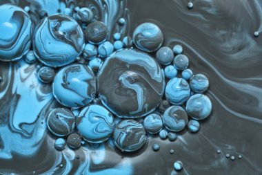 Renkli akrilik kabarcıklar. Soyut mürekkep tasarımı şablonu karışık doku arkaplanı. Sıvı renk arka planı. Duvar kağıdı deseni. Yağ posteri. Tasarım şablonu. Akışkan sanat. Mavi