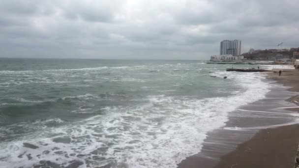 Бурные морские волны — стоковое видео