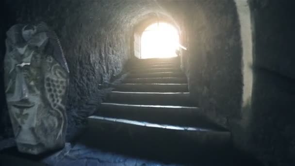 Walking through Tunel with Stairs. — Stock Video