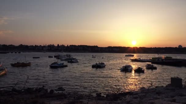 4K Lever de soleil sur la côte de Croatie . — Video