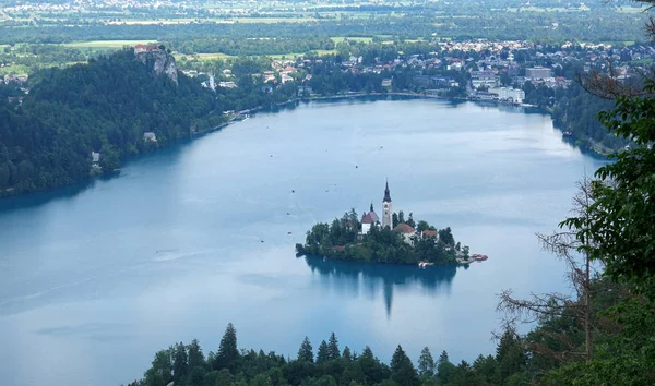 A templom a szigeten, Bled — Stock Fotó