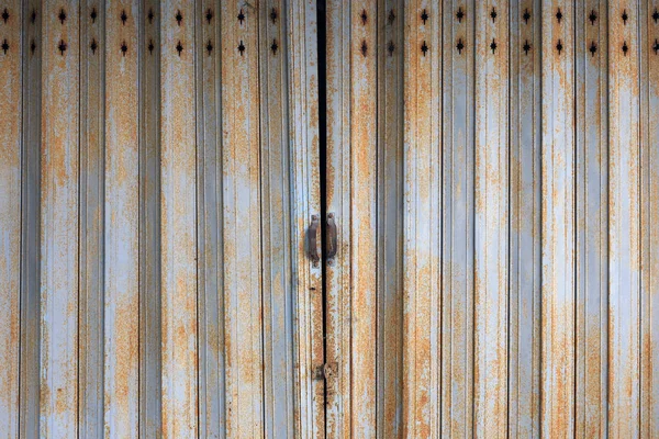 Stary zardzewiały Metal drzwi w Tajlandii — Zdjęcie stockowe