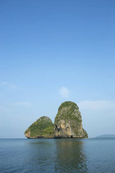 Spiaggia ferroviaria a Krabi, Thailandia — Foto Stock