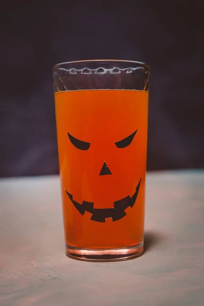 Bicchieri Con Zucche Spettrali Biscotti Halloween — Foto Stock
