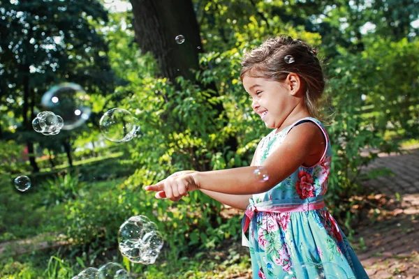 Girl Having Fun Soap Bubbles — Stock Photo, Image