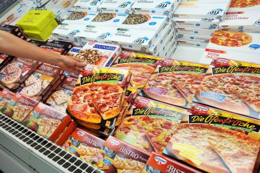 Dondurucu pizza tam