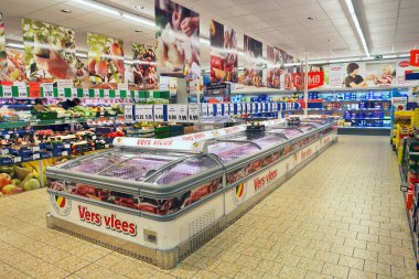  Lidl discount supermarket clipart