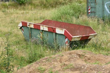 Paslı çöp atlamak