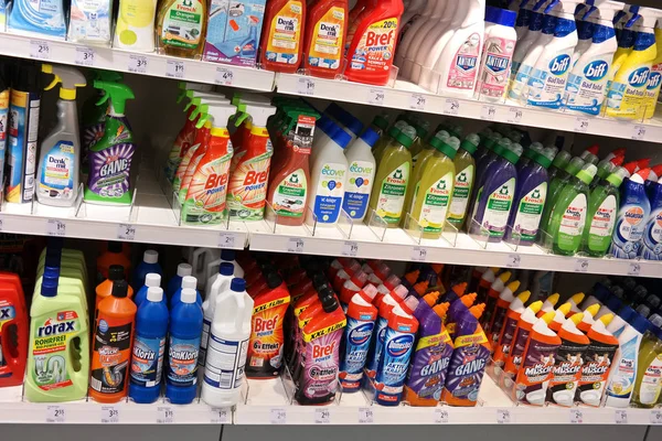 Higiena środków czyszczących w sklepie — Zdjęcie stockowe