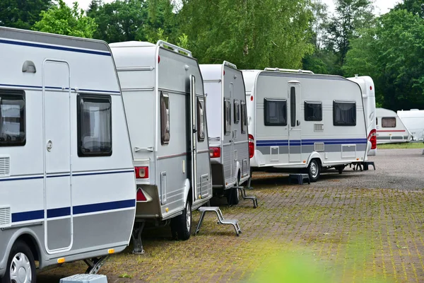 Row of travel trailers — Stock Photo, Image