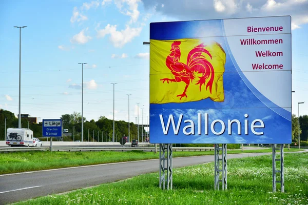 Wallonia Belgium August 2017 Welcome Signboard Flag Belgian Region Wallonia — Stock Photo, Image