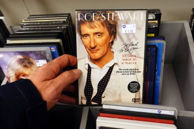 The Netherlands - Kasım 2019: Dvd box: Rod Stewart - It had to be You: The Great American Songbook by British rock singer and söz yazarı Rod Stewart in a second hand store.