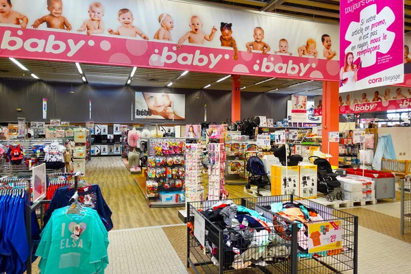 Wallonia Belgio Luglio 2019 Reparto Articoli Bambini Ipermercato Cora Cora — Foto Stock