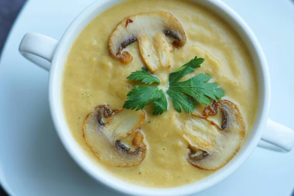 Pumpkin, carrot and Champignon mushrooms soup — Stock Photo, Image