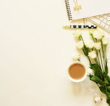 Ofis tablo Masası bilgisayar ile