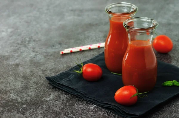 Natural Healthy Tomato Juice Glass Jars Table — Stock Photo, Image