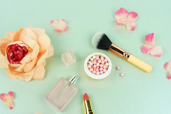 Aftelkalender Voor Valentijnsdag Concept Achtergrond Make Cosmetische Accessoires Parel Make — Stockfoto