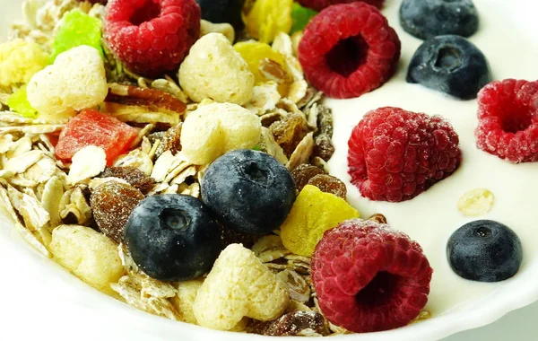 Hälsosam Frukost Färsk Granola Müsli Med Yoghurt Och Bär Vit — Stockfoto