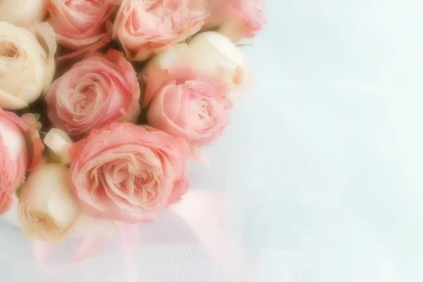 Effetto Sfocatura Soft Focus Fiori Sfondo Con Mazzo Rose Rosa — Foto Stock