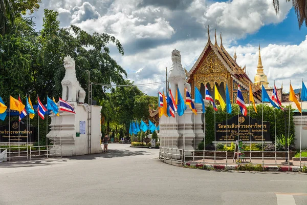 Thaiföldi Wat templom Prasingh — Stock Fotó