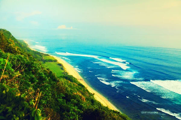 Tropical beach in Bali — Stock Photo, Image